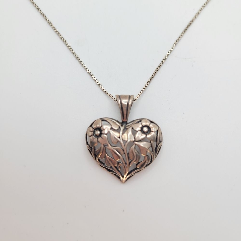 Jezlaine | Heart Pendant Sterling Silver Filigree Open Work Floral